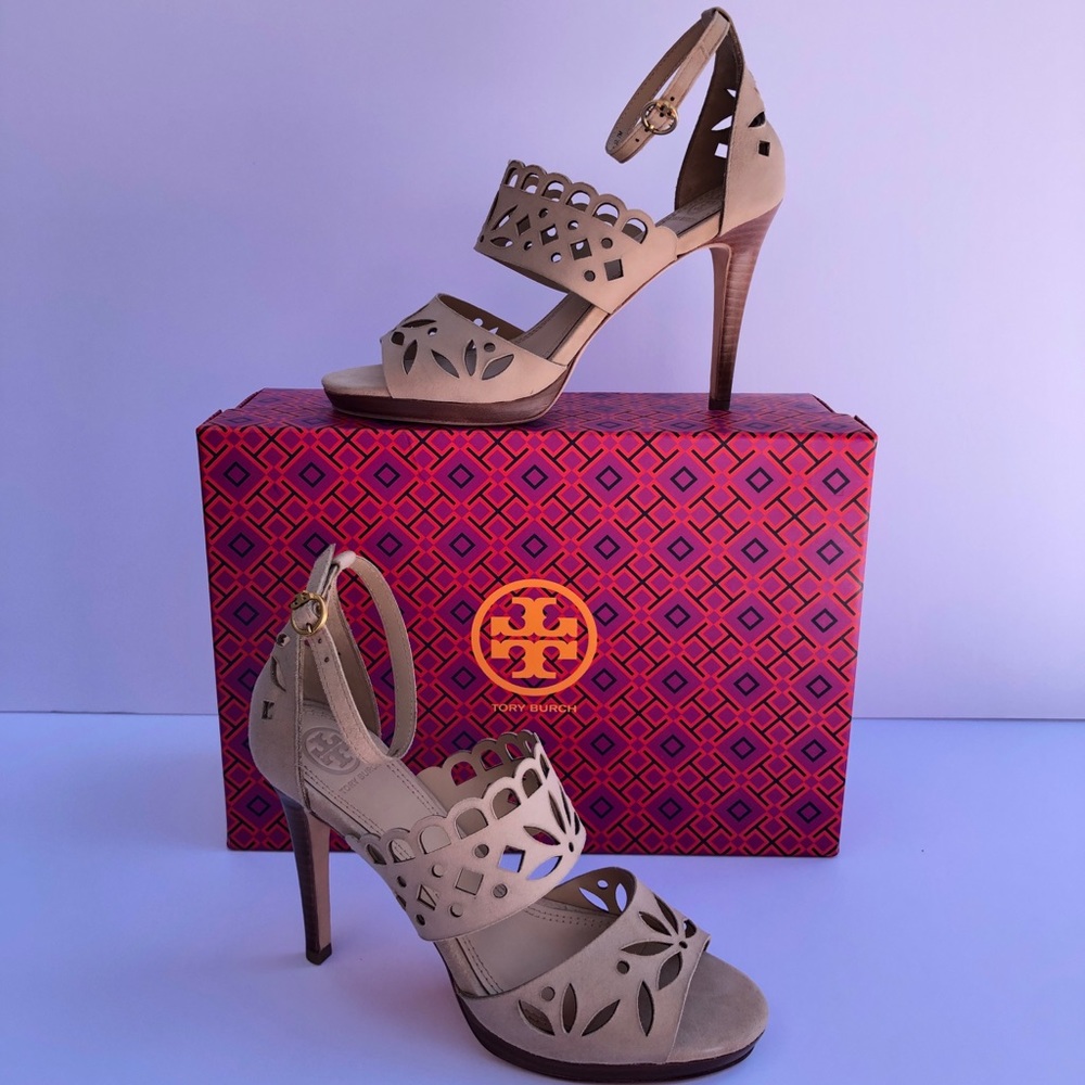NEW Tory Burch leather heels!
